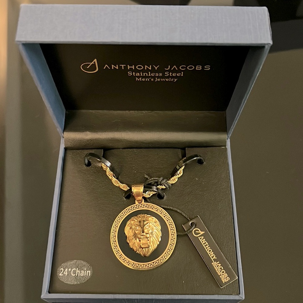 ANTHONY JACOBS STAINLESS STEEL NECKLACE